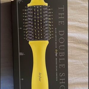 Drybar double shot blow dry brush